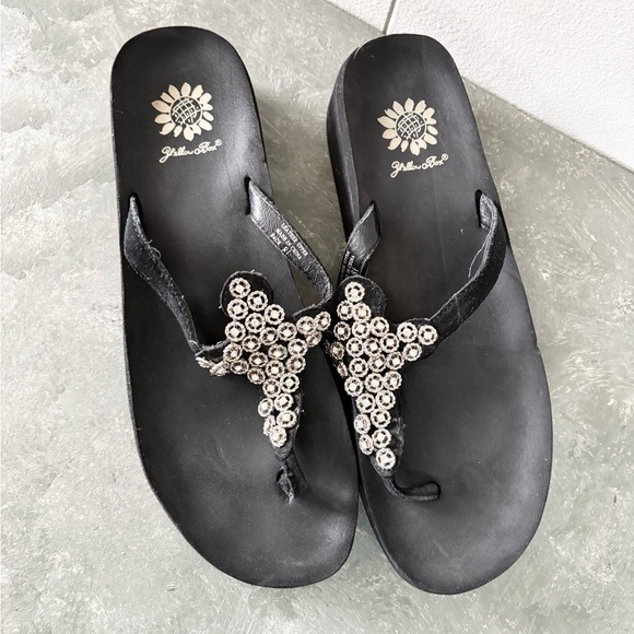 Yellow Box black platform sandals rhinestone cross suede leather size 8.5 - Picture 2 of 6